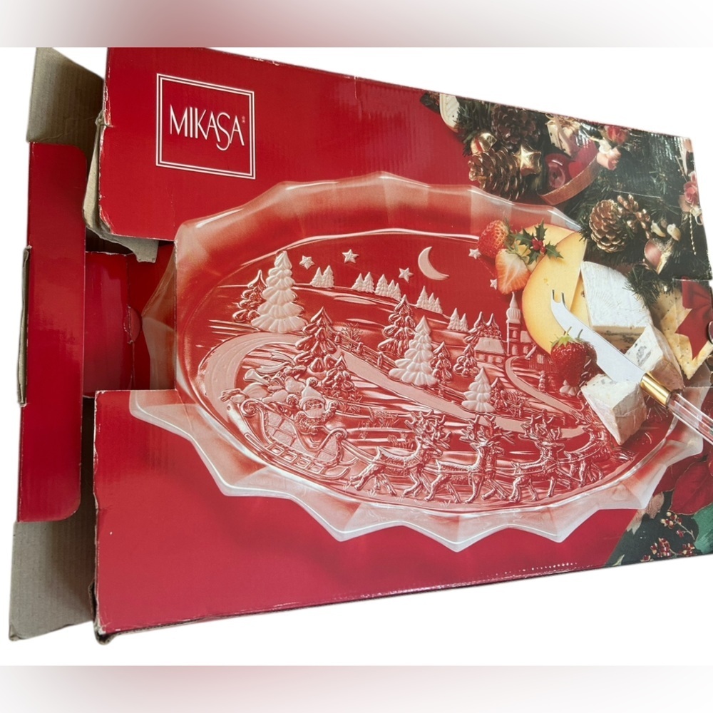 Mikasa Frosted Crystal Christmas Santa Sleigh Reindeer Oval Large Platter 17” - Picture 6 of 7